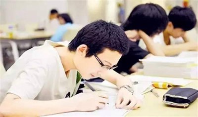 為什么上課聽懂了考試卻不會？