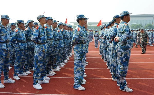 高中軍訓可以請假嗎,高一不參加軍訓對高考有影響嗎?